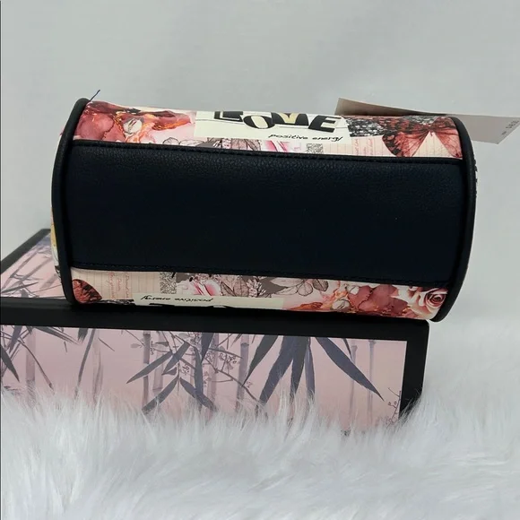 Betsey Johnson Small Handbag - NWT - Picture 10 of 12